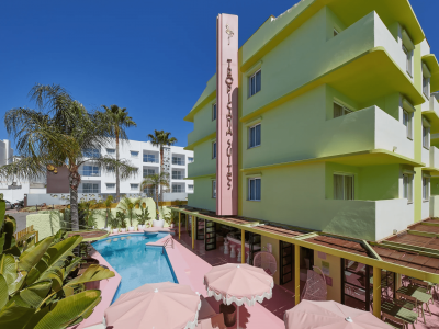 Tropicana Ibiza Suites – a colorful hotel based in Miami