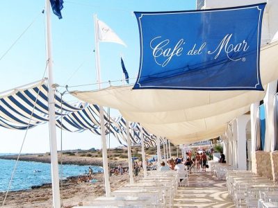 Café del Mar Ibiza – a relaxing sunset