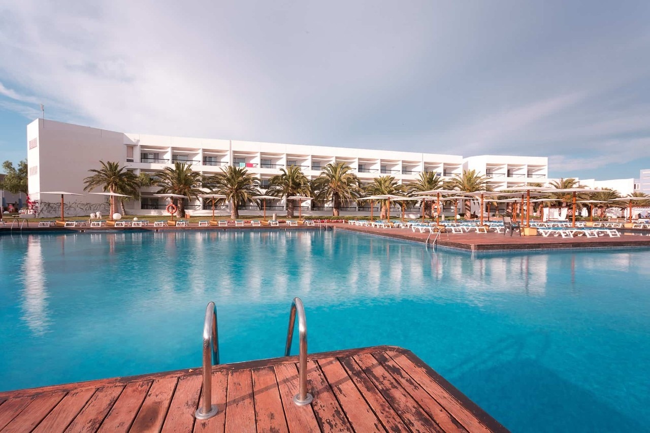 Hotels in Playa D'en Bossa - purenatureibiza