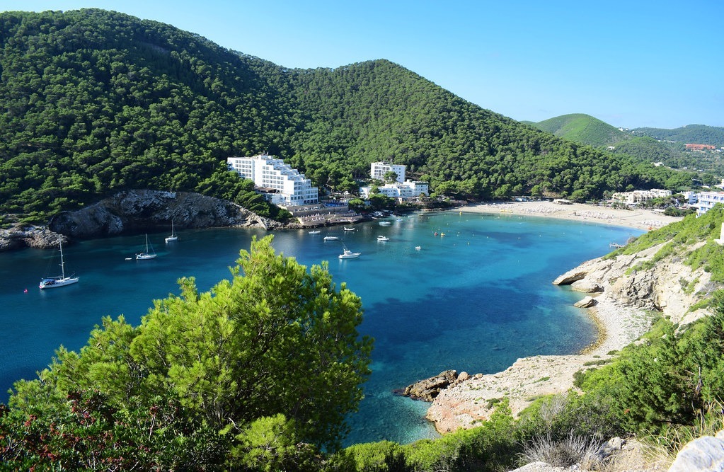 Cala Llonga beach