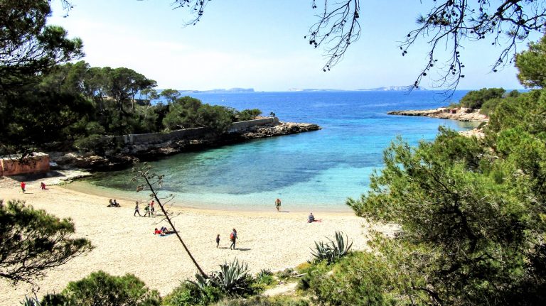 Cala Gració y Gracioneta beach