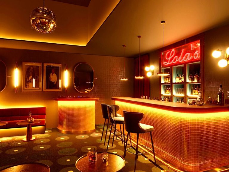 Lola's at Mongibello